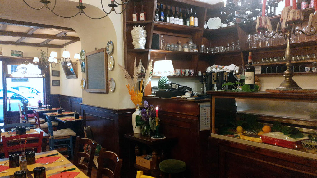 Trattoria Maga Magò - Borgo Allegri 58r, Firenze