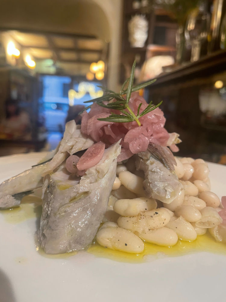 Insalata di sgombro, fagioli e cipolle in agrodolce - Trattoria Maga Magò - Firenze